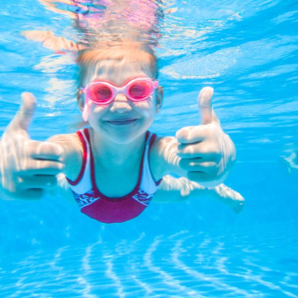 Swimming after eating